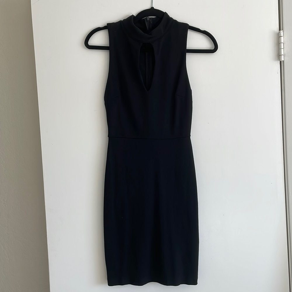 Lulu’s little black dress